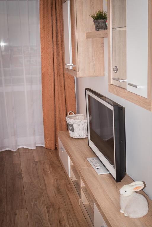 Anna Apartman Дьор Екстериор снимка