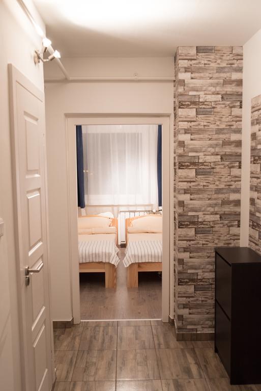 Anna Apartman Дьор Екстериор снимка