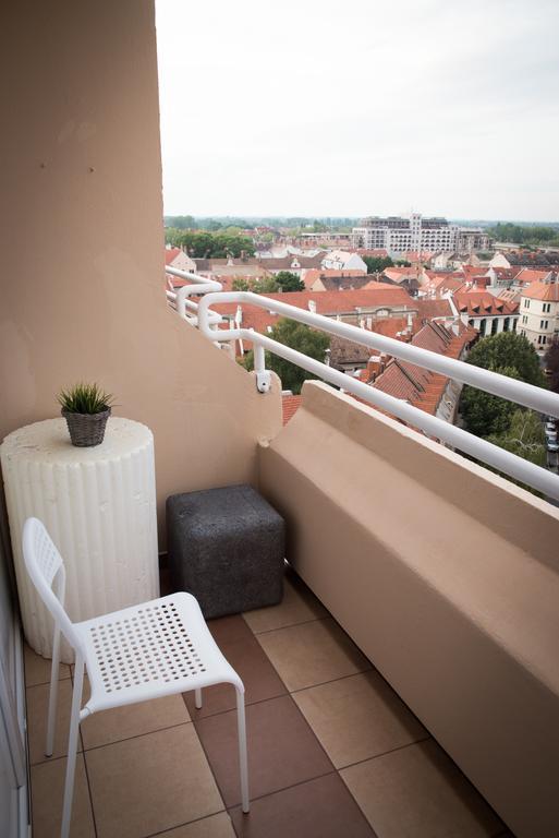 Anna Apartman Дьор Екстериор снимка